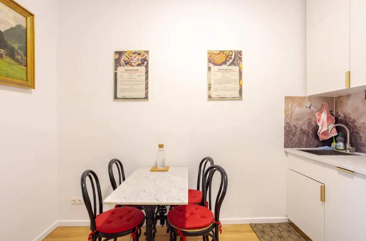 Gemuetliche Wohnung Nur 15 Minuten Ins Stadtzentrum Wenen Buitenkant foto