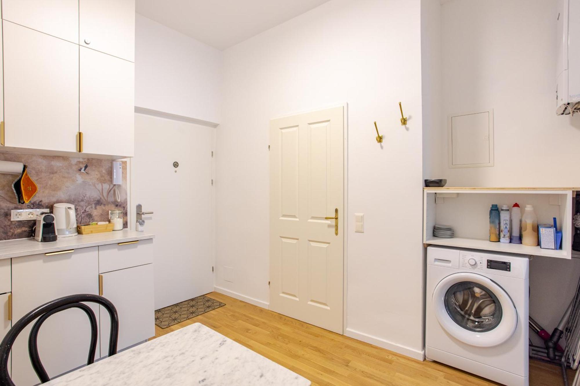 Gemuetliche Wohnung Nur 15 Minuten Ins Stadtzentrum Wenen Buitenkant foto