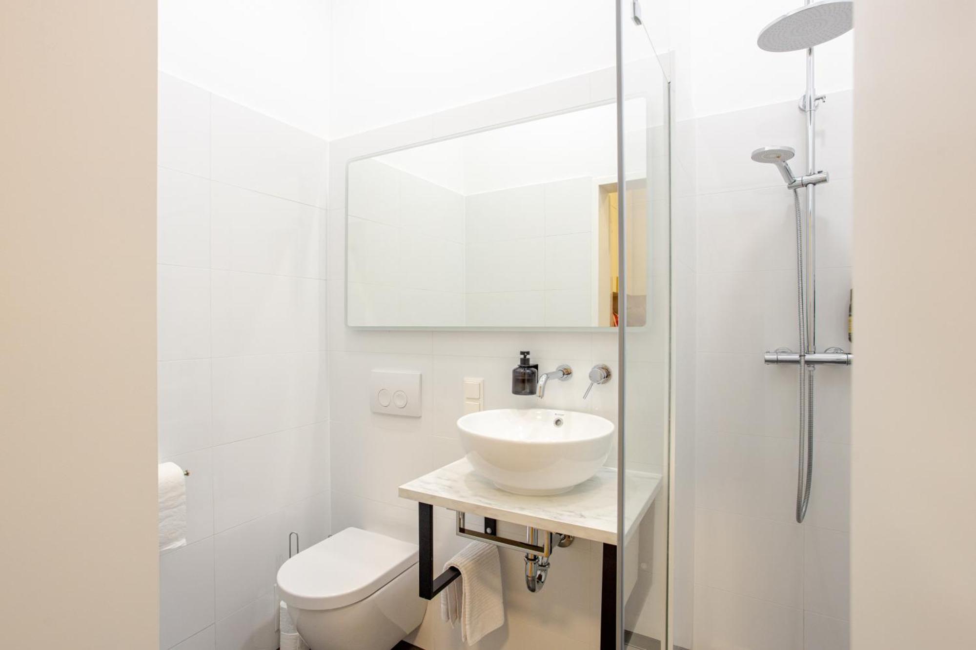 Gemuetliche Wohnung Nur 15 Minuten Ins Stadtzentrum Wenen Buitenkant foto